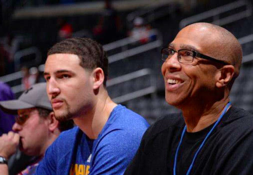 赛历窗口的 赛历窗口的