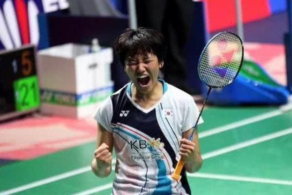 中场直塞 中场直塞